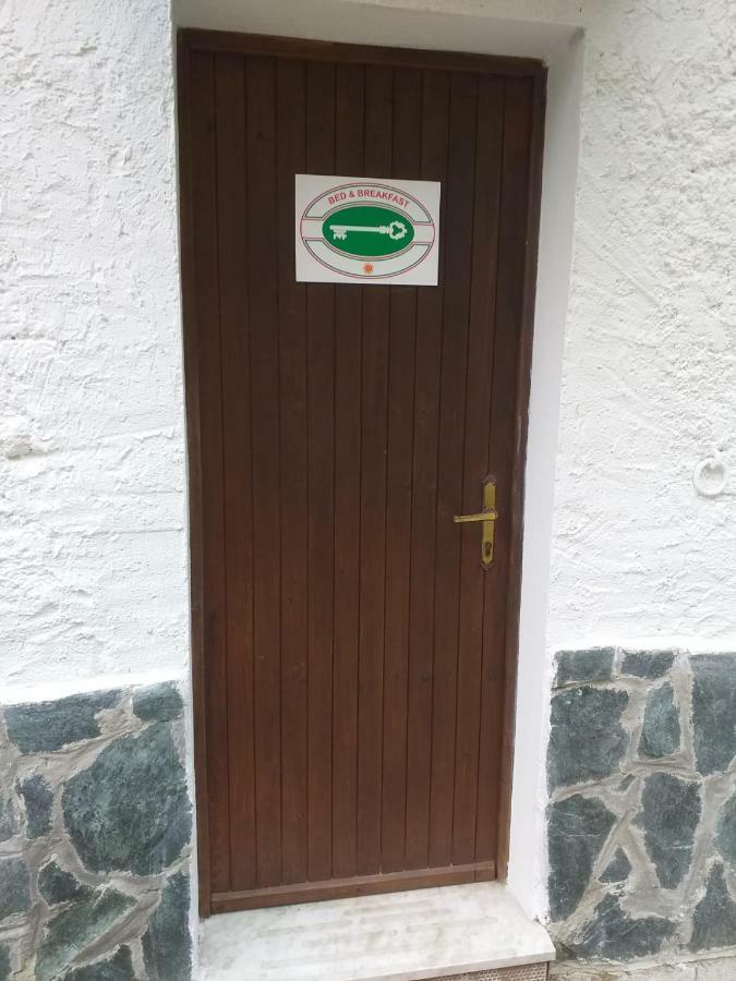 B&B La Casa Del Daino Millesimo 外观 照片