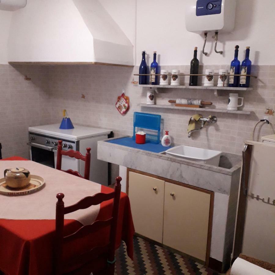 B&B La Casa Del Daino Millesimo 外观 照片