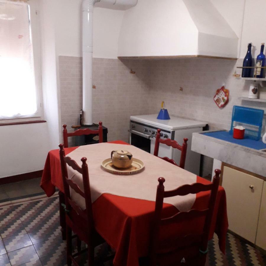 B&B La Casa Del Daino Millesimo 外观 照片
